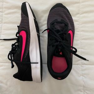 Nike Girls shoes